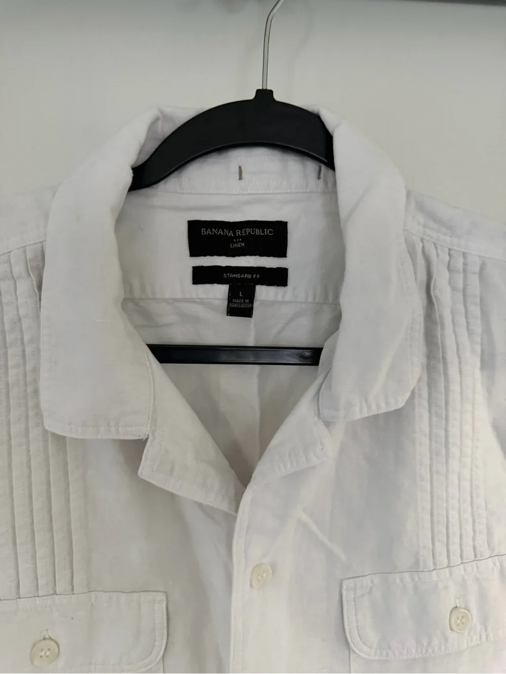 Banana Republic White Short-Sleeve Guayabera-Style Button Down Shirt